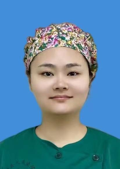 张倩